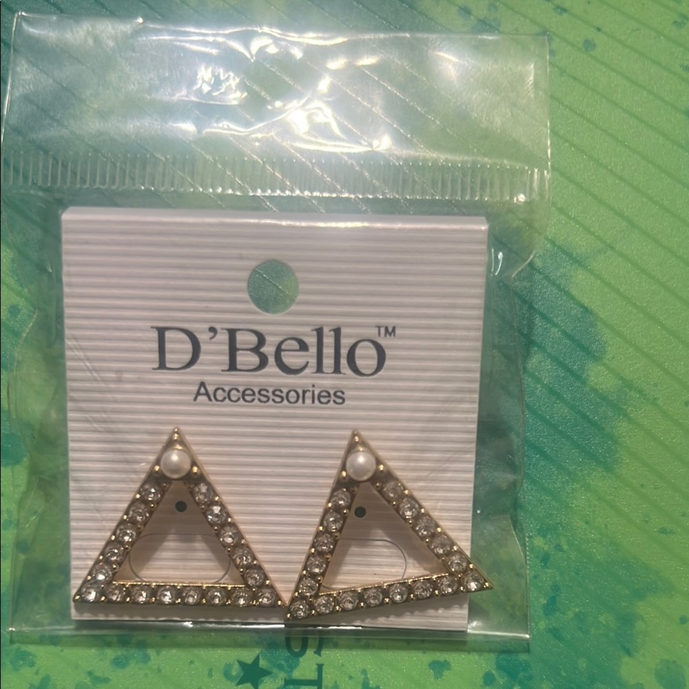 D’Bello Gold Plated Pierced Triangle Fashion Earrings NEW!